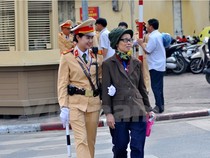 Những “bông hồng vàng” của Cảnh sát giao thông Hà Nội