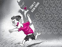 ‘Xa đám đông điên loạn’