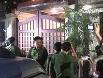 Clip: Khám xét nhà các cựu quan chức Đà...