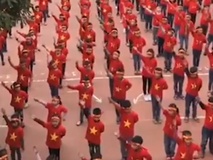 Hơn 1.000 học sinh hát vang 'Việt Nam ơi...