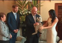 Meghan nhận món quà đầu tiên sau thông tin mang thai