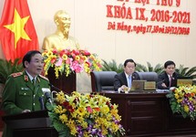 Đà Nẵng cật lực đối phó đánh bạc và ngập lụt