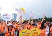 Vietbank lần thứ tư tham gia chương trình đi bộ Turkey Dash 