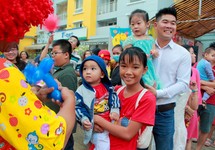 Trung thu của trẻ em Carina: Ngày trở về