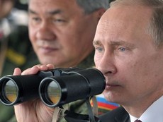 Putin thị sát tập trận ở biên giới Ukraine