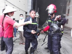 Cận cảnh vụ cháy tại Khu công nghiệp Trà Nóc