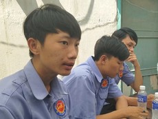 3 bảo vệ cứu hàng chục người trong vụ cháy Carina
