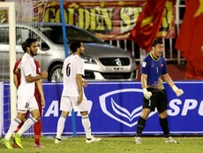 Văn Lâm trình diễn chói sáng trong trận hòa Jordan