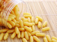 Phái đẹp cần cảnh giác collagen ngoại nhập, xách tay