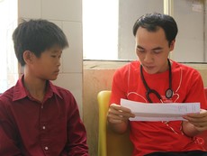Viettel hỗ trợ khám tim miễn phí cho trẻ em Sóc Trăng