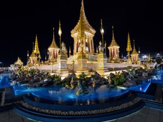 Đài hóa thân hoàng gia: Kỳ quan tưởng nhớ Vua Bhumibol