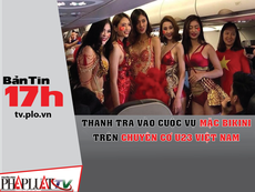 Thanh tra vào cuộc vụ mặc bikini trên chuyên cơ U-23 VN