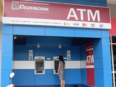 Vụ 400 tài khoản mất tiền: Sếp Agribank nói gì?