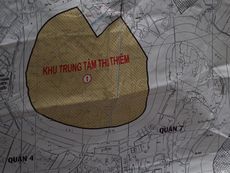 Dân Thủ Thiêm trình bản đồ chứng minh nằm ngoài khu giải tỏa