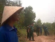 Người dân kể lại thời điểm trực thăng quân sự rơi
