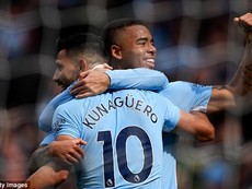 Xem Liverpool thua tan nát trước Man City