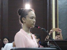 Phương Nga khai bị điều tra viên dọa dẫm