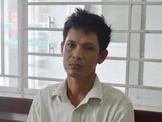 Tìm thấy bộ xương trong hầm cầu nghi của người vợ