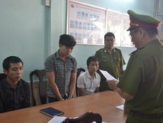 Clip đánh sập đường dây lừa đảo qua mạng