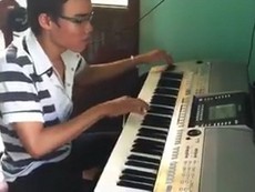 “Cao thủ” độc tấu vọng cổ bằng đàn Organ cực đỉnh