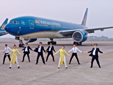 Phát sốt với 'Bay lên Việt Nam' của Vietnam Airlines
