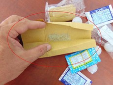 Đã khám bệnh chui còn bán thuốc lụi