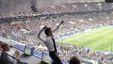 Tổng thống Macron phấn khích khi Pháp vô địch World Cup