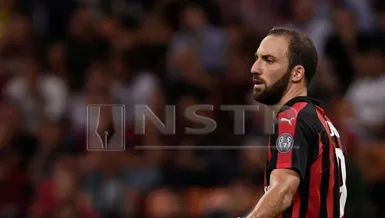 Tiết lộ động trời của Higuain khi Ronaldo đến Juventus