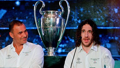 Nỗi lo của Ruud Gullit khi mang cúp đến Việt Nam