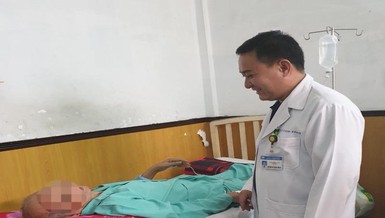 45 phút cân não cứu cụ ông mắc bệnh chỉ gặp ở 2/100.000 dân