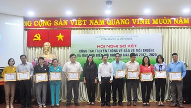 Công tác truyền thông môi trường phải thường xuyên, đồng bộ