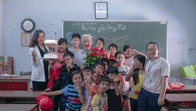Ông bà giáo hơn 20 năm dạy chữ miễn phí cho học trò nghèo