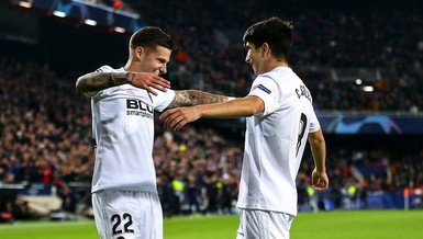 Real Madrid thua cực sốc, MU, Juventus cùng... bại