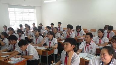 Muốn chuyển trường cho con, chỉ cần ngồi nhà nhấp chuột