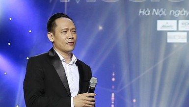 Duy Mạnh kể về những lần biểu diễn xuyên Tết phục vụ kiều bào