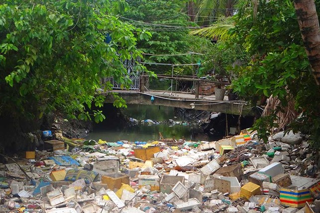 Kẹt vốn ‘giải cứu’ kênh thoát nước sân bay