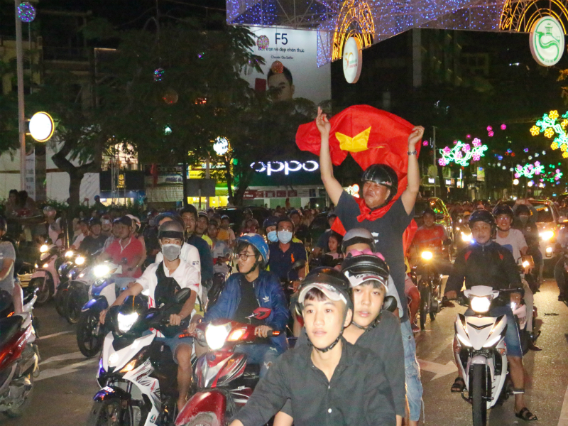 Cần Thơ ăn mừng chiến thắng lịch sử của U-23 Việt Nam