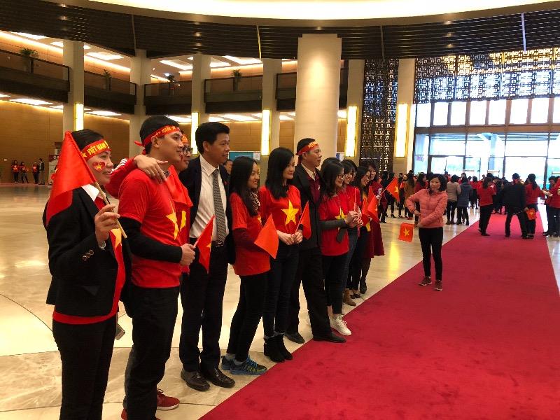 Chủ tịch QH đón đội tuyển U-23 VN tại tòa nhà Quốc hội