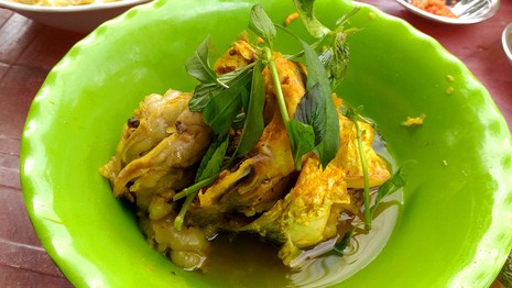 Về An Giang, uống càphê 4.000, ăn cá lóc 20.000 đồng/kg - ảnh 2