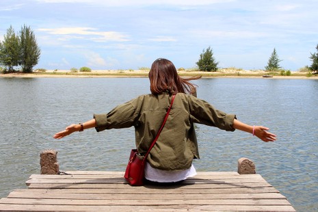 'Chảy nước miếng' với chợ hải sản ở Hồ Tràm - ảnh 16