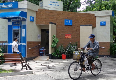 Hành trình văn minh từ... nhà vệ sinh công cộng - ảnh 1