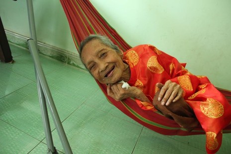 Thêm tổ chức công nhận cụ bà Việt Nam thọ nhất thế giới - ảnh 1