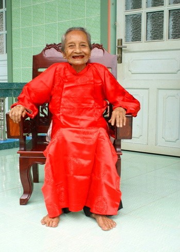 Thêm tổ chức công nhận cụ bà Việt Nam thọ nhất thế giới - ảnh 3