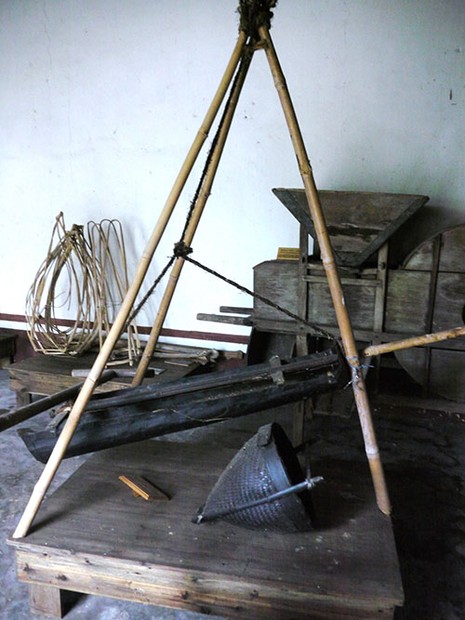 Nơi lưu giữ nhiều nông cụ xa xưa trên dải đất miền Trung - ảnh 19
