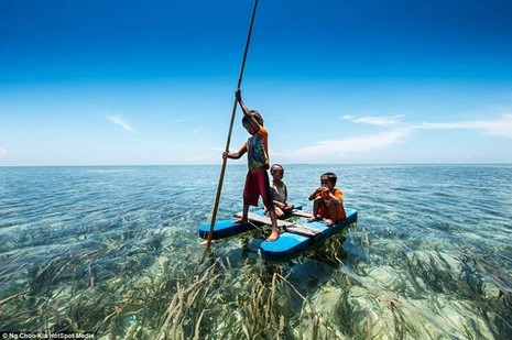 Khám phá cuộc sống như ở xứ sở thần tiên của người Bajau - ảnh 12