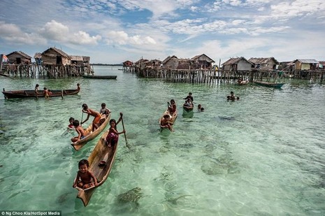 Khám phá cuộc sống như ở xứ sở thần tiên của người Bajau - ảnh 15