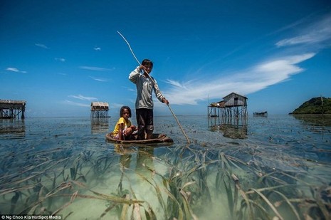 Khám phá cuộc sống như ở xứ sở thần tiên của người Bajau - ảnh 17