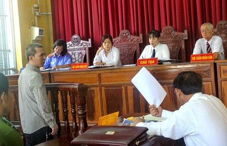 Diễn biến bất ngờ từ một bức ảnh truy nã - ảnh 3