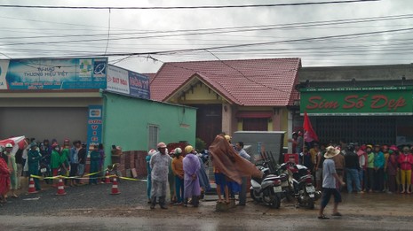Tạm giữ nghi can xông vào nhà đâm chết 2 người ở Quảng Trị - ảnh 1