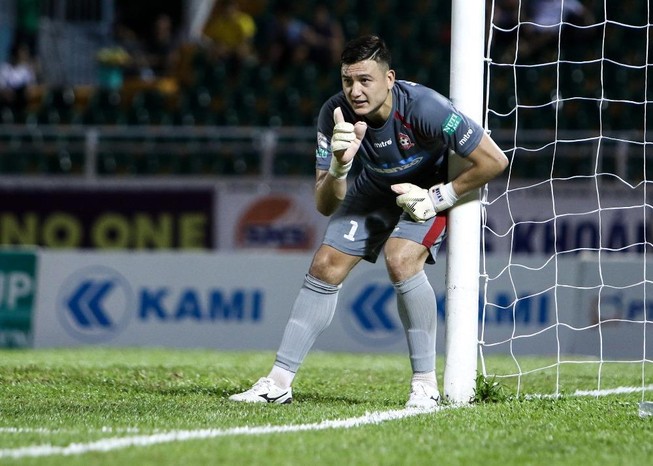 Thủ môn Đặng Văn Lâm làm nản lòng Sài Gòn FC